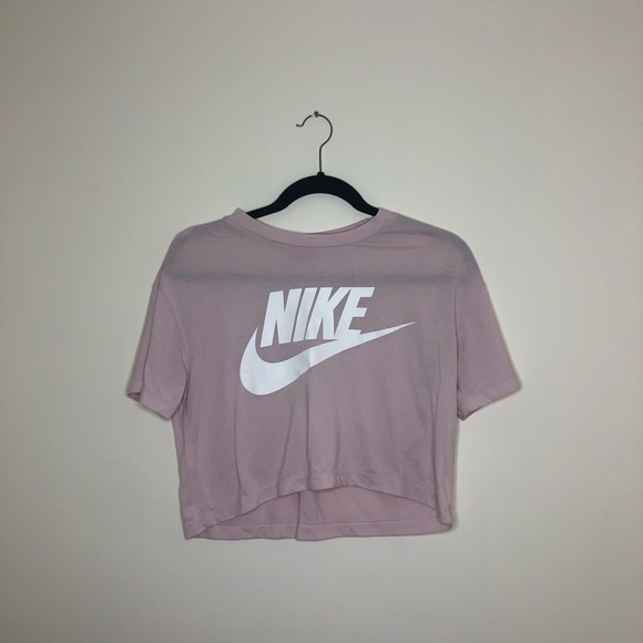 light pink nike crop top